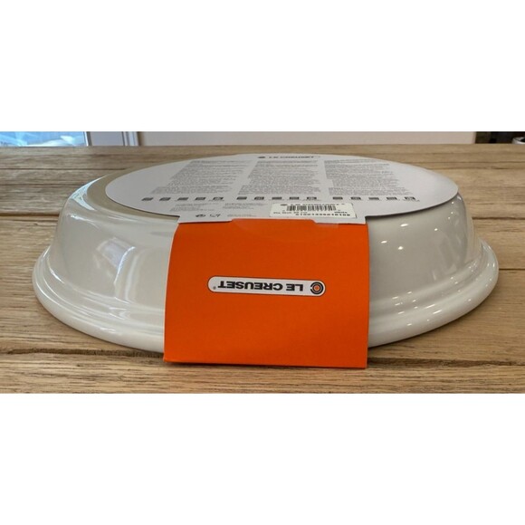 Le Creuset Stoneware Large 26 cm 10 1/4 in 2 1/4 qt 2.1 L Pie Dish White NEW - Picture 7 of 8